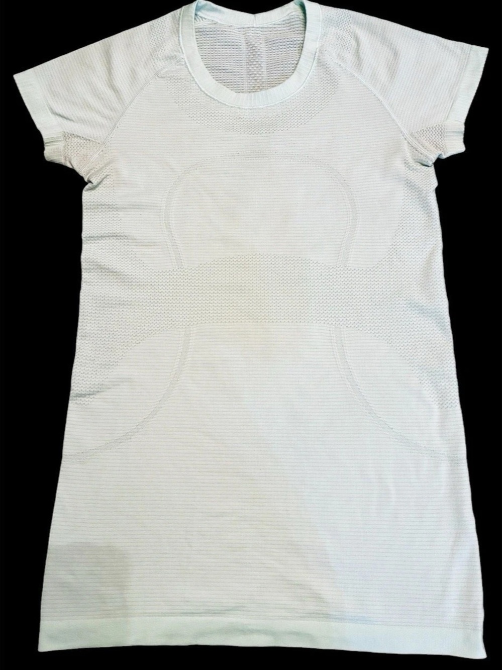 Lululemon Swiftly Tech Short-Sleeve Shirt 2.0 Short Sleeve Athletic Top in Mint,